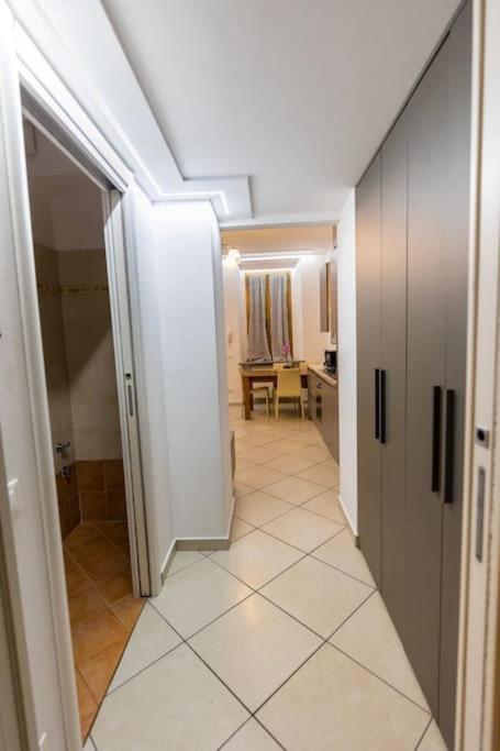 Apartment Atene Bilocale In Affitto Breve Mailand